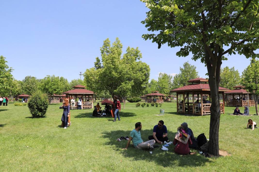 Karatay’daki bu adreste aileye özel piknik bahçesi var! Üstelik mangal yakmak da serbest 2